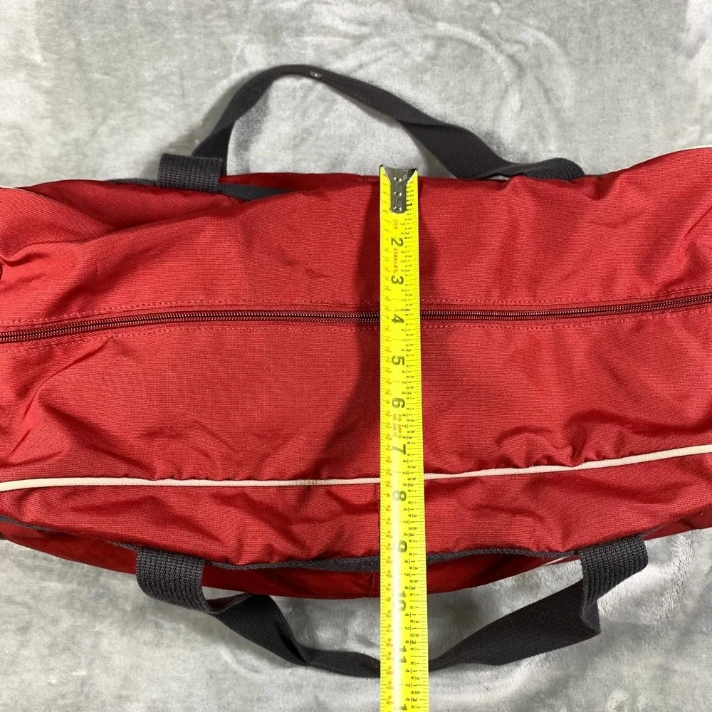 Vintage Nike Duffle Bag Adjustable Strap Gym Swoosh Embroidered 90s Travel Y2K